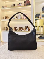 Prada, Re-Edition 2000, , Black, Very Very  Good - Image 9