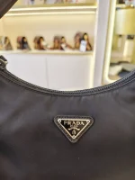 Prada, Re-Edition 2000, , Black, Very Very  Good - Image 13