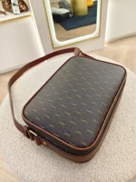 YSL, Monogramme Camera Bag, , Brown, Very Very  Good - Image 8
