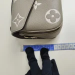Louis Vuitton, Pochette Metis East West, , Beige, Very Like New - Image 29