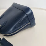 Louis Vuitton, Alma BB , BB, Black, Like New - Image 6