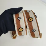 Louis Vuitton, Twist, MM, Brown, Like New - Image 41