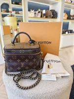 Louis Vuitton, Vanity PM, PM, Brown, Like New - Image 2