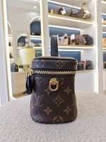 Louis Vuitton, Vanity PM, PM, Brown, Like New - Image 6