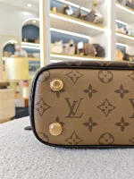 Louis Vuitton, Vanity PM, PM, Brown, Like New - Image 10