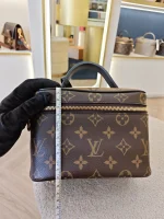 Louis Vuitton, Vanity PM, PM, Brown, Like New - Image 27