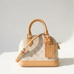 Louis Vuitton, Alma BB , BB, Cream, Very Like New