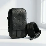 Louis Vuitton, Monogram  Shadow Phone Pouch NM, , Black, Very Very  Good