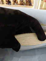 Louis Vuitton, Diane Bicolor, PM, White, Like New - Image 32