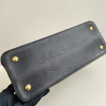 Louis Vuitton, Capucines, GM, Black, Very Very  Good - Image 10