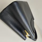 Louis Vuitton, Capucines, GM, Black, Very Very  Good - Image 17