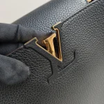 Louis Vuitton, Capucines, GM, Black, Very Very  Good - Image 27