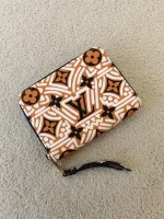 Louis Vuitton, Crafty Zippy Coin Purse, , Cream, Like New - Image 3