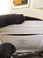 Louis Vuitton, Crafty Zippy Coin Purse, , Cream, Like New - Image 21