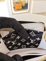 Louis Vuitton, Crafty Zippy Coin Purse, , Cream, Like New - Image 23