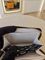 Louis Vuitton, Crafty Zippy Coin Purse, , Cream, Like New - Image 24