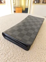 Louis Vuitton, Brazza Wallet, , Black, Good - Image 13