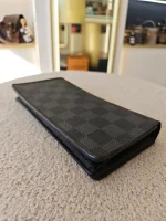 Louis Vuitton, Brazza Wallet, , Black, Good - Image 15