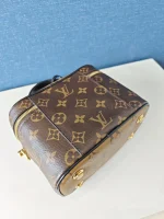 Louis Vuitton, Vanity PM, PM, Brown, Like New - Image 14
