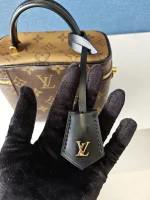 Louis Vuitton, Vanity PM, PM, Brown, Like New - Image 22