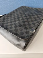 Louis Vuitton, District , MM, Black, Very Good - Image 15