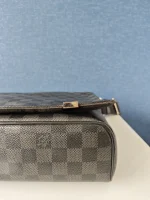 Louis Vuitton, District , MM, Black, Very Good - Image 19