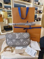 Louis Vuitton, Ivy WOC, , Grey, Very Like New - Image 2