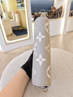 Louis Vuitton, Ivy WOC, , Grey, Very Like New - Image 21