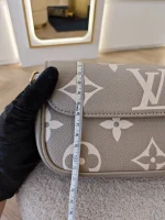 Louis Vuitton, Ivy WOC, , Grey, Very Like New - Image 23