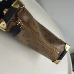 Louis Vuitton, Side Trunk, MM, Brown, Like New - Image 17