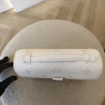 Louis Vuitton, Pochette Metis East West, , White, Very Very  Good - Image 6