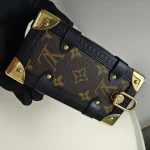 Louis Vuitton, Side Trunk, MM, Brown, Like New - Image 19