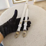 Louis Vuitton, Pochette Metis East West, , White, Very Very  Good - Image 17
