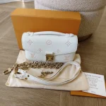 Louis Vuitton, Pochette Metis East West, , White, Very Very  Good - Image 25