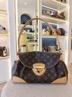 Louis Vuitton, Louis Vuitton Beverly MM Shoulder Bag, MM, Brown, Very Good - Image 2