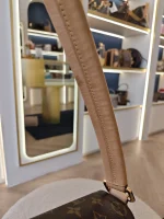 Louis Vuitton, Louis Vuitton Beverly MM Shoulder Bag, MM, Brown, Very Good - Image 27