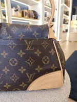 Louis Vuitton, Louis Vuitton Beverly MM Shoulder Bag, MM, Brown, Very Good - Image 42