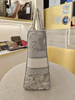 Dior, Lady D-Lite Bag, Large, Grey, Very Very  Good - Image 9