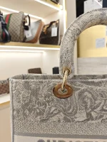 Dior, Lady D-Lite Bag, Large, Grey, Very Very  Good - Image 11