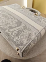 Dior, Lady D-Lite Bag, Large, Grey, Very Very  Good - Image 28