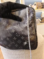 Louis Vuitton, Louis Vuitton Keepall Bandouliere 50 Monogram Galaxy, 50, Black, Very Very  Good - Image 39