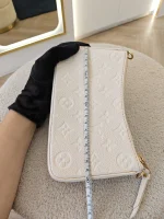 Louis Vuitton, Easy Pouch On Strap , , White, Very Very  Good - Image 27