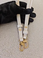 Louis Vuitton, Easy Pouch On Strap , , White, Very Very  Good - Image 36