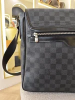 Louis Vuitton, Daniel, MM, Black, Very Very  Good - Image 13