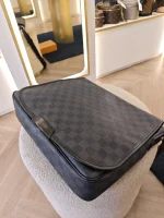 Louis Vuitton, Daniel, MM, Black, Very Very  Good - Image 21