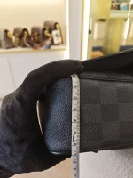 Louis Vuitton, Daniel, MM, Black, Very Very  Good - Image 45