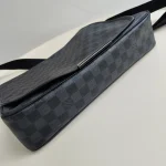 Louis Vuitton, Daniel, MM, Black, Very Very  Good - Image 7