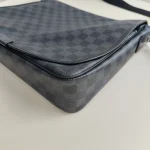 Louis Vuitton, Daniel, MM, Black, Very Very  Good - Image 8