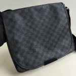 Louis Vuitton, Daniel, MM, Black, Very Very  Good - Image 24