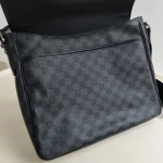 Louis Vuitton, Daniel, MM, Black, Very Very  Good - Image 26